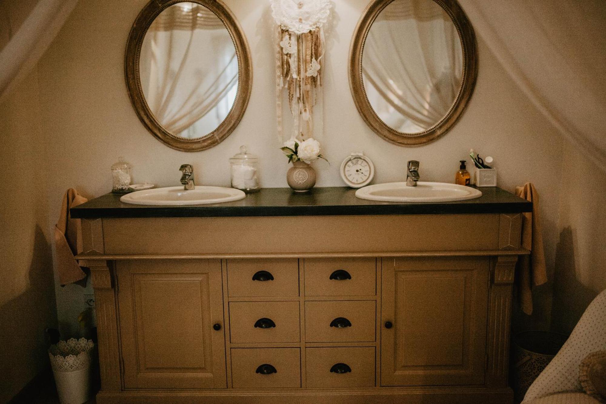 Bed and Breakfast Chez Geraldine Montels  Esterno foto